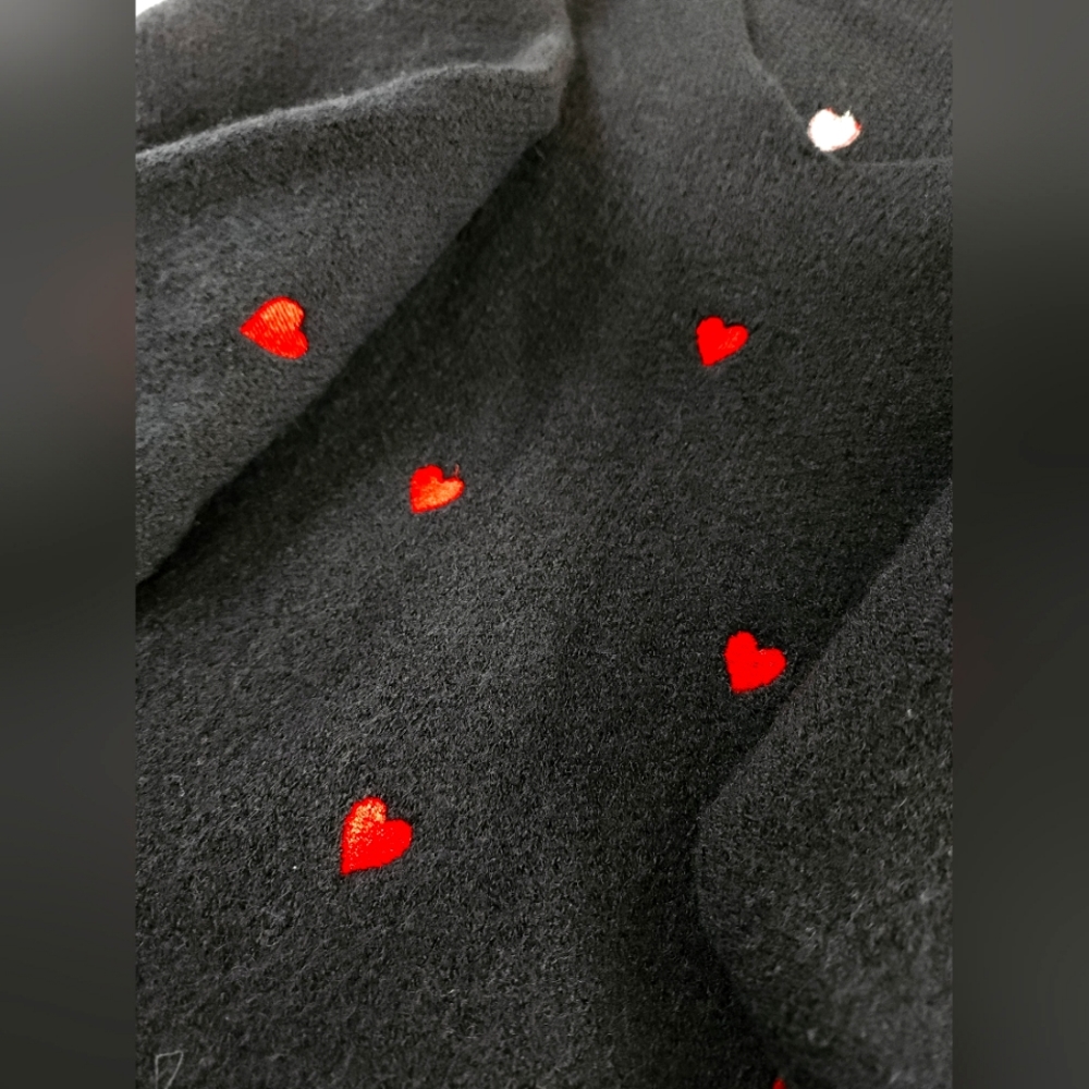 Black Long Sleeve Sweater with embroidered Hearts Size:Large - Picture 3 of 6
